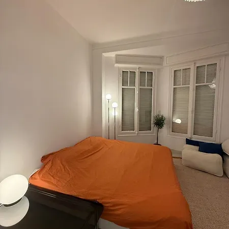 Lumineux A 100 M De La Апартаменти *